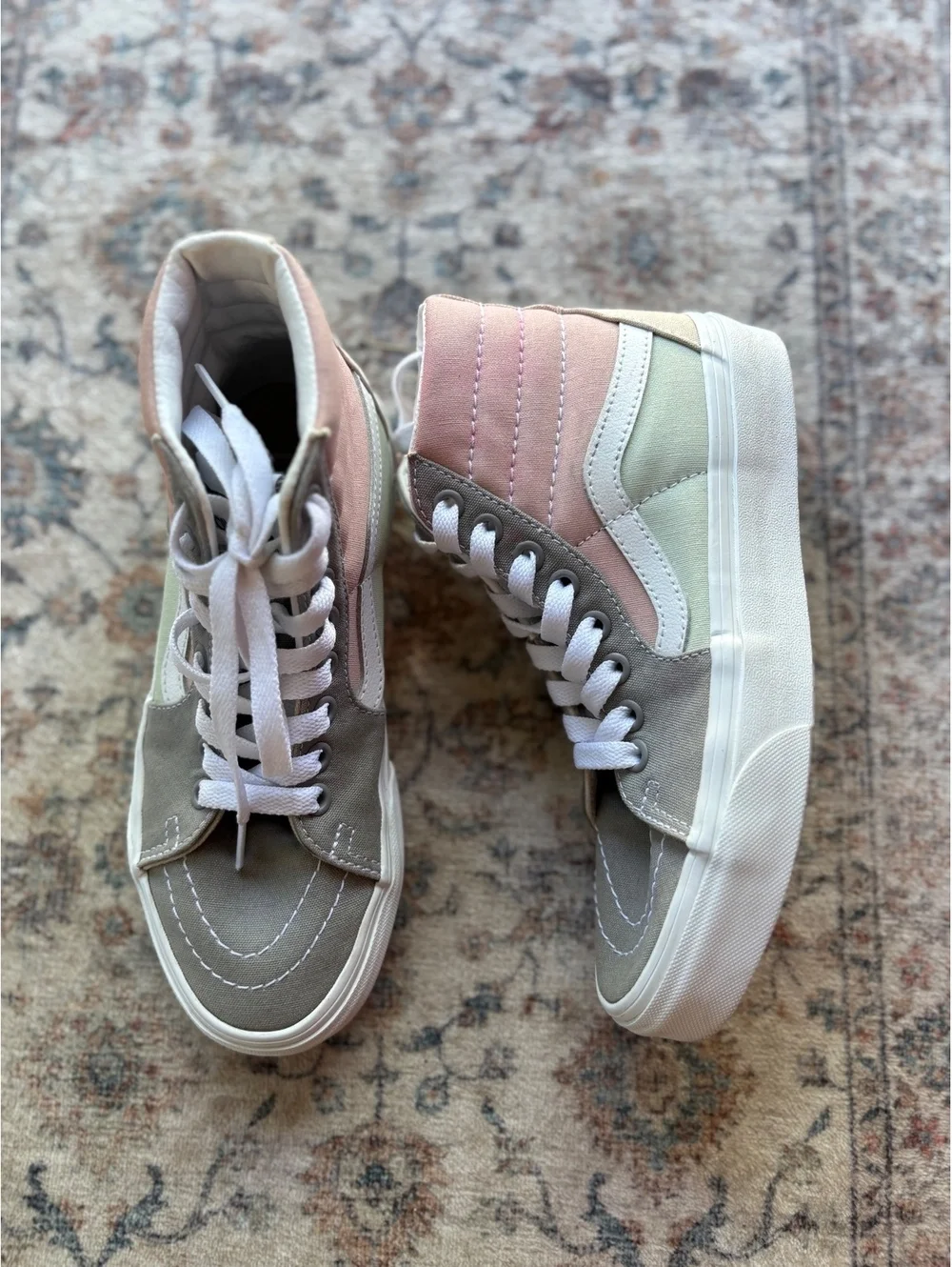 Women’s 5 Or 3Y High-top Pink and Gray Lace Up Vans 2.5 UK
